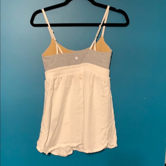 Lululemon Bliss Tank - Picture 2 of 2